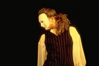 Masked actor