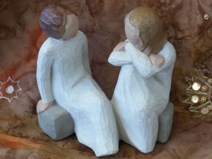 Two carved figures